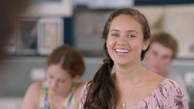 Mako Mermaids: An H2O Adventure 2x8