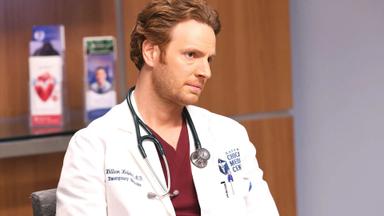 Chicago Med 8x11