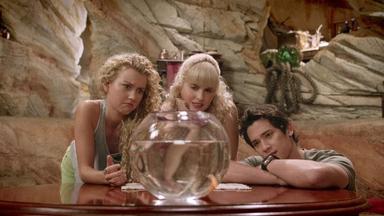 Mako Mermaids: An H2O Adventure 2x19