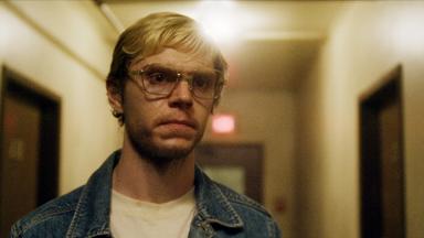 Dahmer - Monstruo: La historia de Jeffrey Dahmer 1x1