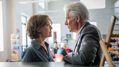 MotherFatherSon 1x6